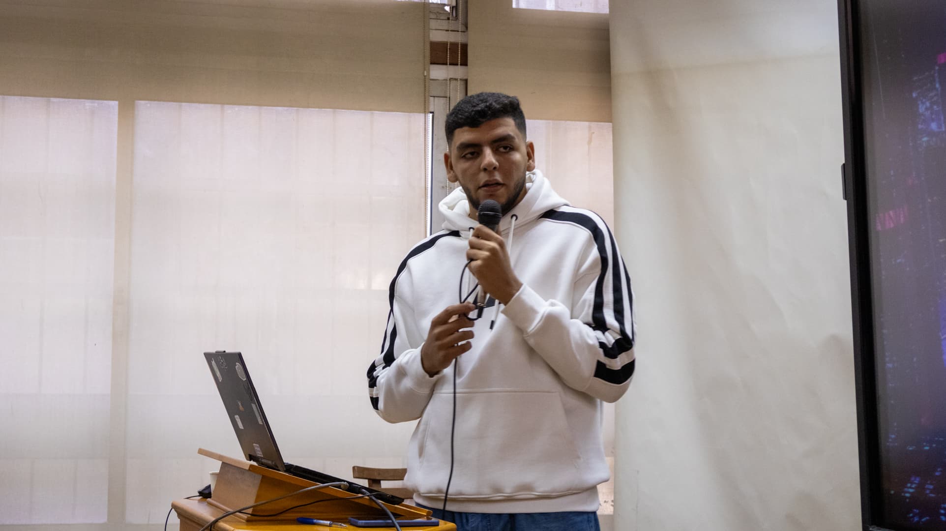 Graphic Design Essentials gallery 6